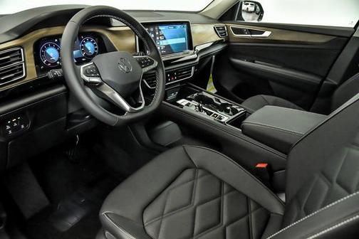 2026 Volkswagen Atlas 2.0T SE w/Technology 4MOTION