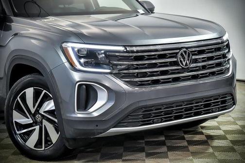 2026 Volkswagen Atlas 2.0T SE w/Technology 4MOTION