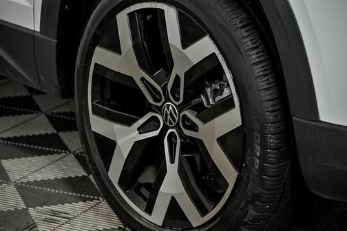 2023 Volkswagen Taos 1.5T SEL