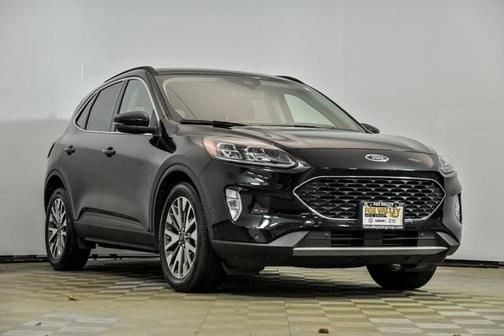 2020 Ford Escape Titanium