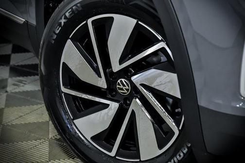 2026 Volkswagen Atlas 2.0T SE w/Technology 4MOTION