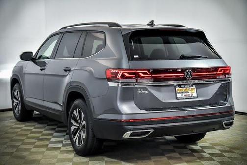 2025 Volkswagen Atlas 2.0T SE