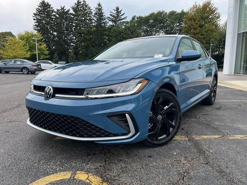 2025 Volkswagen Jetta 1.5T SE