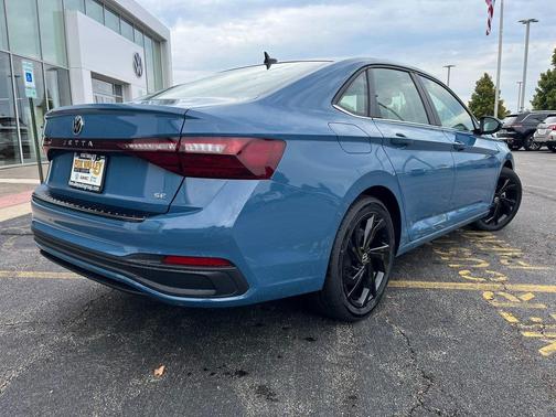 2025 Volkswagen Jetta 1.5T SE