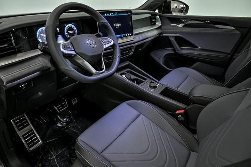 2025 Volkswagen Tiguan 2.0T SE R-Line Black 4MOTION