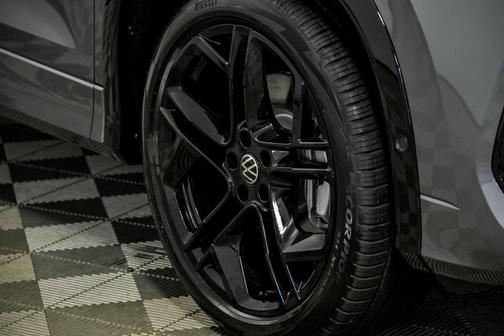 2025 Volkswagen Tiguan 2.0T SE R-Line Black 4MOTION