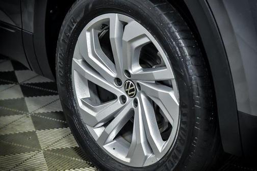 2021 Volkswagen Atlas 3.6L SE w/Technology