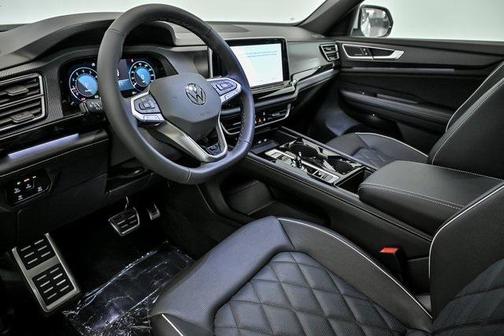 2026 Volkswagen Atlas Cross Sport 2.0T SEL Premium
