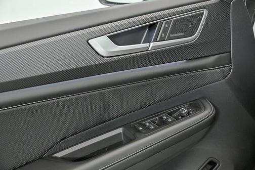 2026 Volkswagen Atlas Cross Sport 2.0T SEL Premium