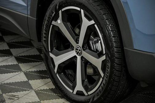 2025 Volkswagen Taos 1.5T SEL