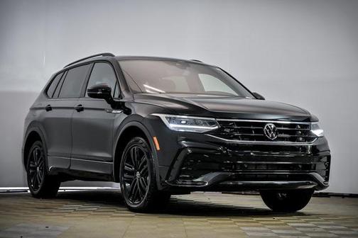 2022 Volkswagen Tiguan 2.0T SE R-Line Black 4MOTION