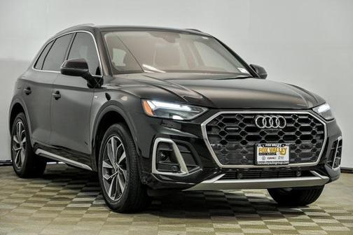 2022 Audi Q5 45 S line Premium Plus