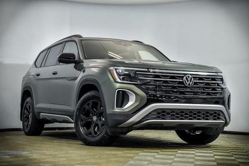 2025 Volkswagen Atlas 2.0T Peak Edition
