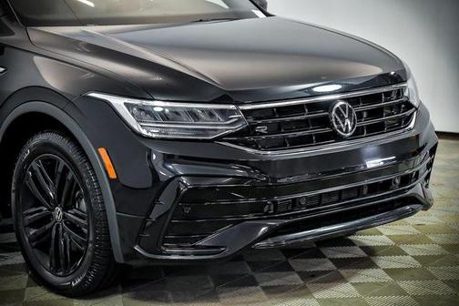 2022 Volkswagen Tiguan 2.0T SE R-Line Black 4MOTION