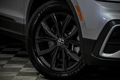 2024 Volkswagen Tiguan 2.0T SE 4MOTION