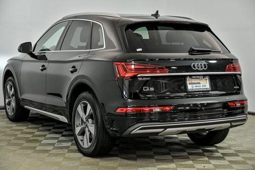 2023 Audi Q5 40 Premium Plus