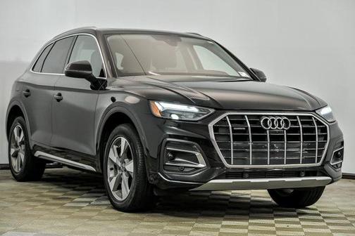 2023 Audi Q5 40 Premium Plus