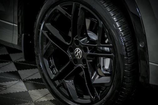 2025 Volkswagen Tiguan 2.0T SE R-Line Black 4MOTION
