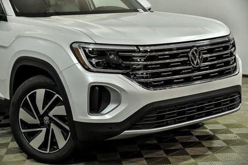 2026 Volkswagen Atlas 2.0T SE w/Technology 4MOTION