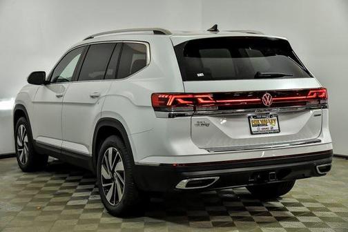 2026 Volkswagen Atlas 2.0T SE w/Technology 4MOTION