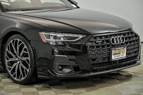 2023 Audi A8 L 55 TFSI quattro Tiptronic