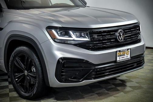2023 Volkswagen Atlas Cross Sport 3.6L V6 SEL R-Line