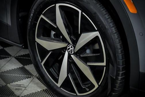 2025 Volkswagen ID.4 Pro S Plus