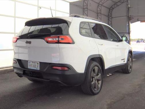 White Platinum Clearcoat Metallic 2016 Ford Escape Titanium