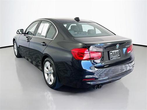 2018 BMW 330 330i