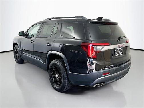 2020 GMC Acadia AT4