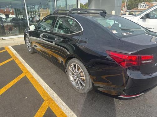 2017 Acura TLX w/Technology Package