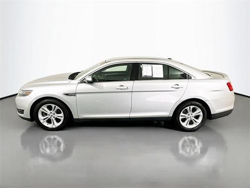 2016 Ford Taurus SEL