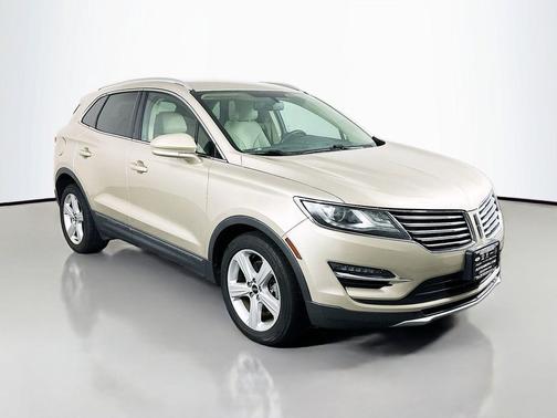 White Gold Metallic 2017 Lincoln MKC Premiere