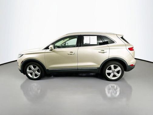 White Gold Metallic 2017 Lincoln MKC Premiere
