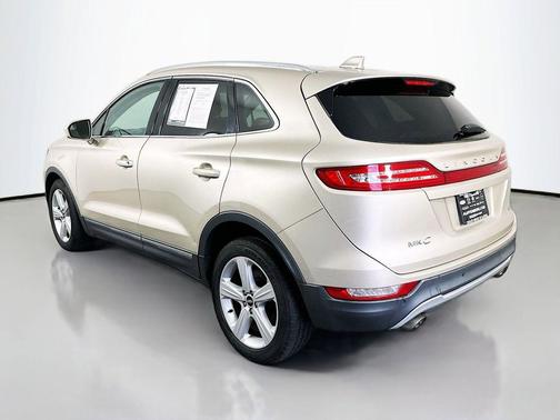 White Gold Metallic 2017 Lincoln MKC Premiere