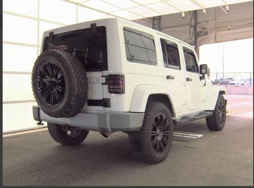 2013 Jeep Wrangler Unlimited Sahara