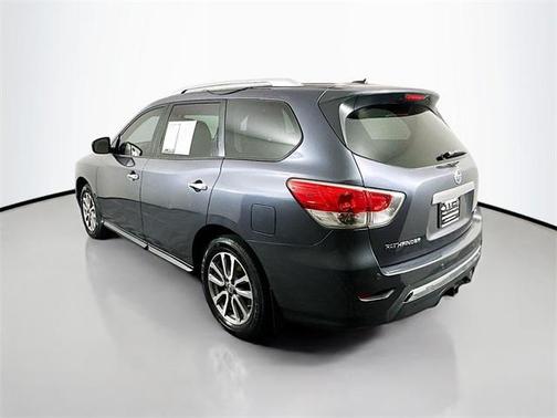 2014 Nissan Pathfinder SV