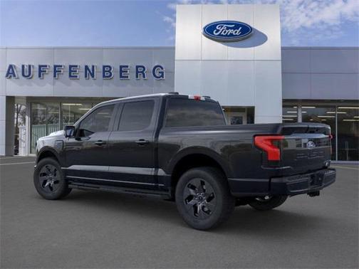 2025 Ford F-150 Lightning Flash