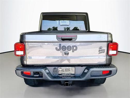 2021 Jeep Gladiator Willys