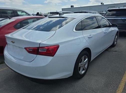 Summit White 2021 Chevrolet Malibu 1LS