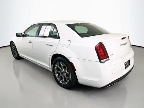 2018 Chrysler 300 S