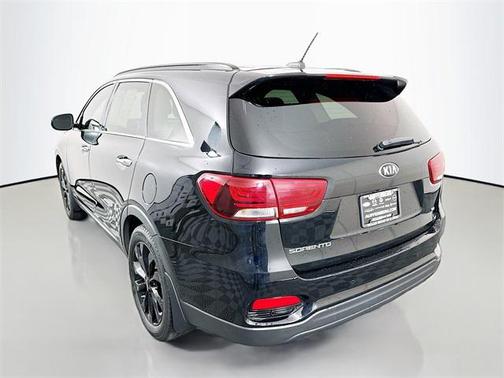 2020 Kia Sorento S