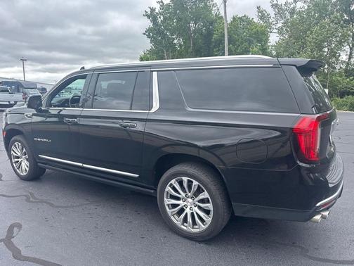 Onyx Black 2021 GMC Yukon XL Denali