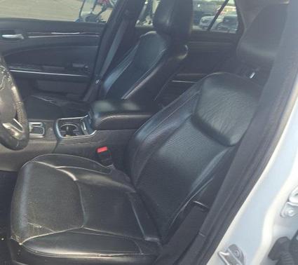 2017 Chrysler 300C Base