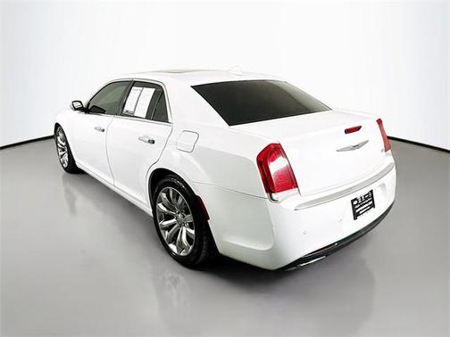 2017 Chrysler 300C Base
