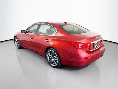 2014 INFINITI Q50 Hybrid Sport