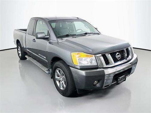 2014 Nissan Titan SV