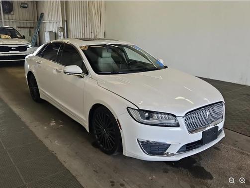 White Platinum Clearcoat Metallic 2017 Lincoln MKZ Reserve I
