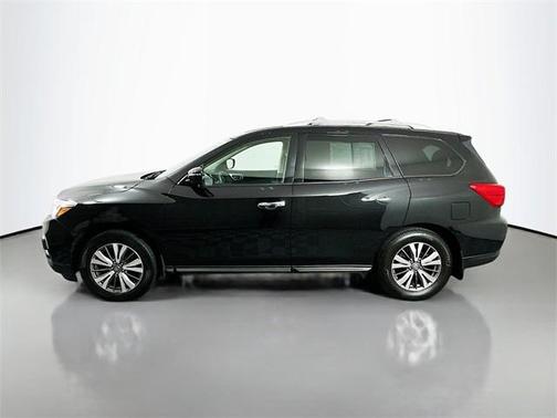 2020 Nissan Pathfinder S