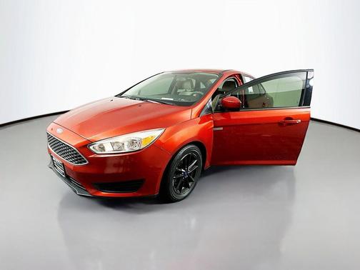 Chili Pepper Red 2018 Ford Focus SE